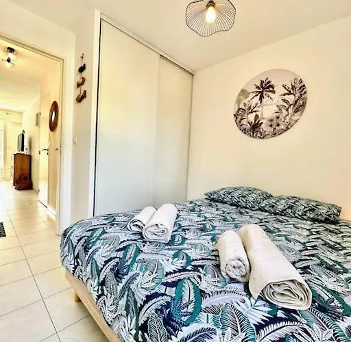 T2 Piscine Proche * Le Lavandou